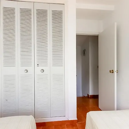 Awesome In Apartamento